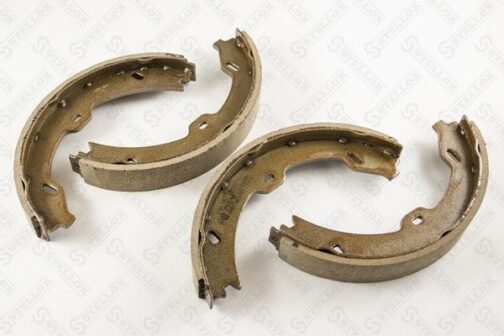 Jeu de 4 mâchoires de frein | Brake shoes /set of 4 pcs./ | Stellox 000 473-SX