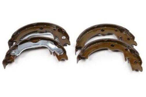 Jeu de 4 mâchoires de frein | Brake shoes /set of 4 pcs./ | Stellox 000 506-SX