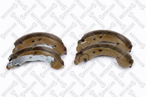 Jeu de 4 mâchoires de frein | Brake shoes /set of 4 pcs./ | Stellox 179 100-SX