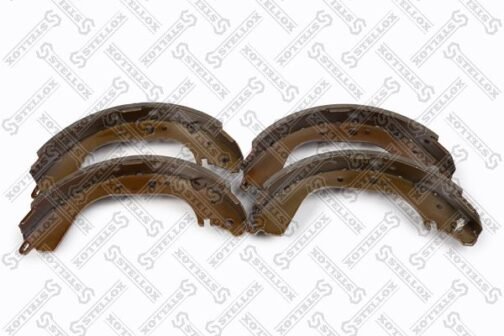 Jeu de 4 mâchoires de frein | Brake shoes /set of 4 pcs./ | Stellox 183 100-SX