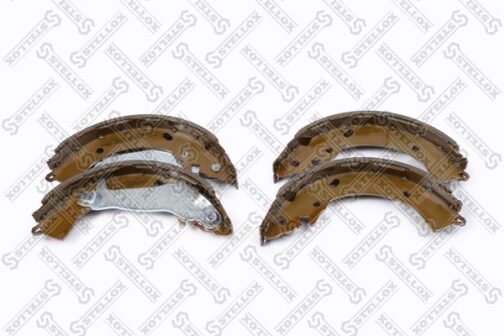 Jeu de 4 mâchoires de frein | Brake shoes /set of 4 pcs./ | Stellox 214 100-SX